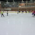 Harjumaa Lasterikkad MTÜ perehommik Tondiraba jäähallis